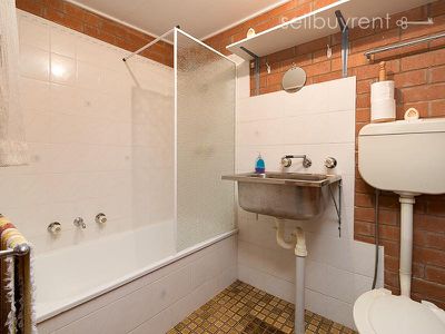 2 / 1 CELTIC COURT, Wodonga