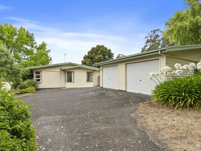 8524 Channel Highway, Woodstock