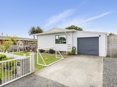 2 Mary Keane Lane, Parakai