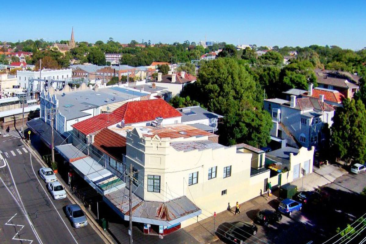 1 / 8 Sloane Street, Summer Hill