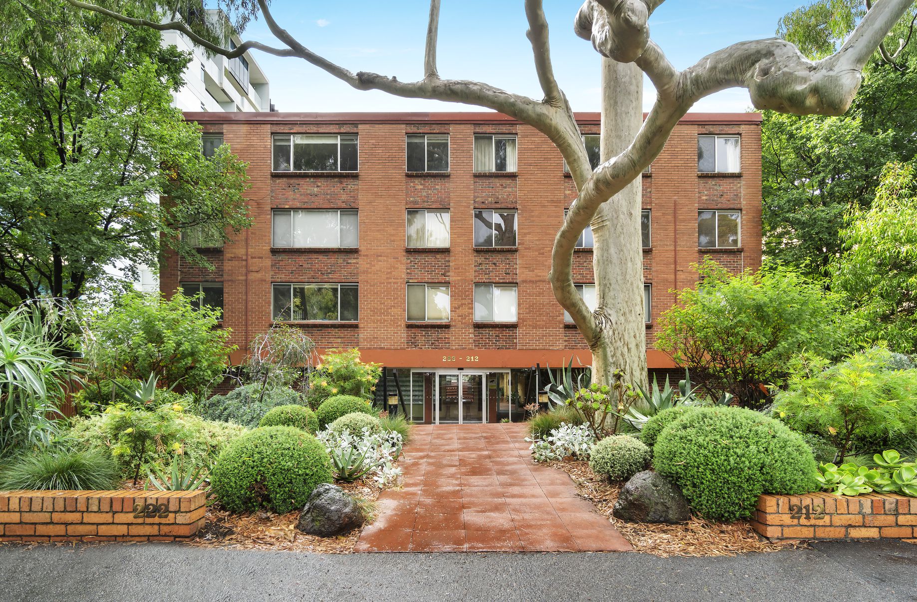 13 / 212222 The Avenue, Parkville Dawson Real Estate Pty Ltd