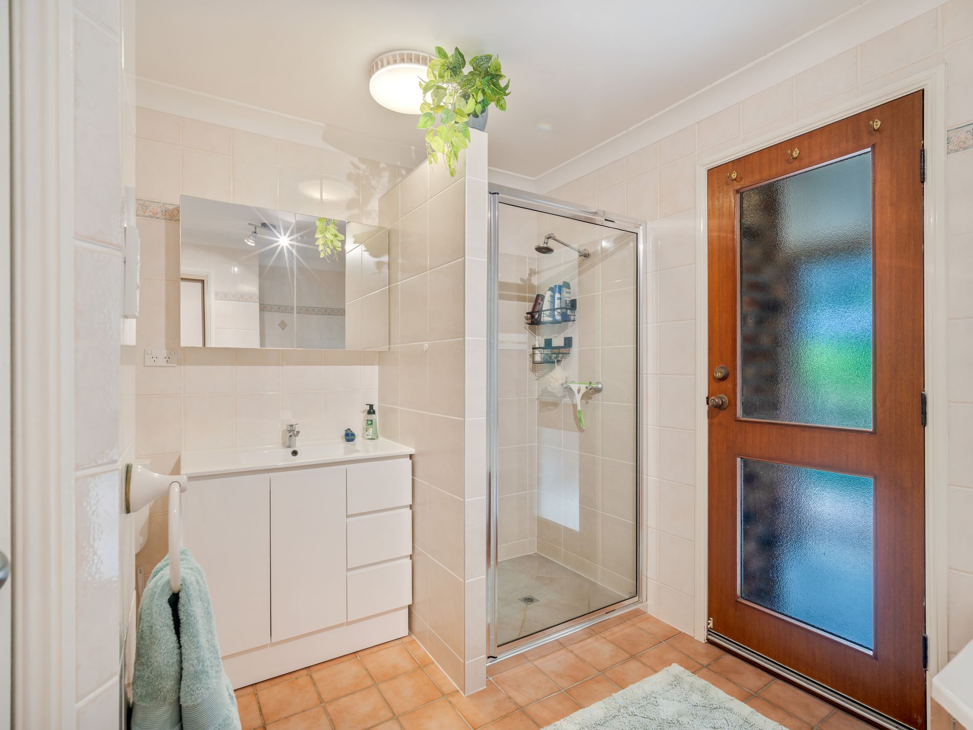 83 Gibraltar Road, Rangewood