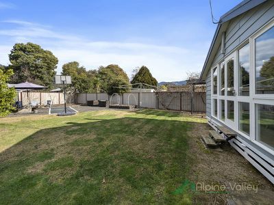 28 McKay Street, Mount Beauty