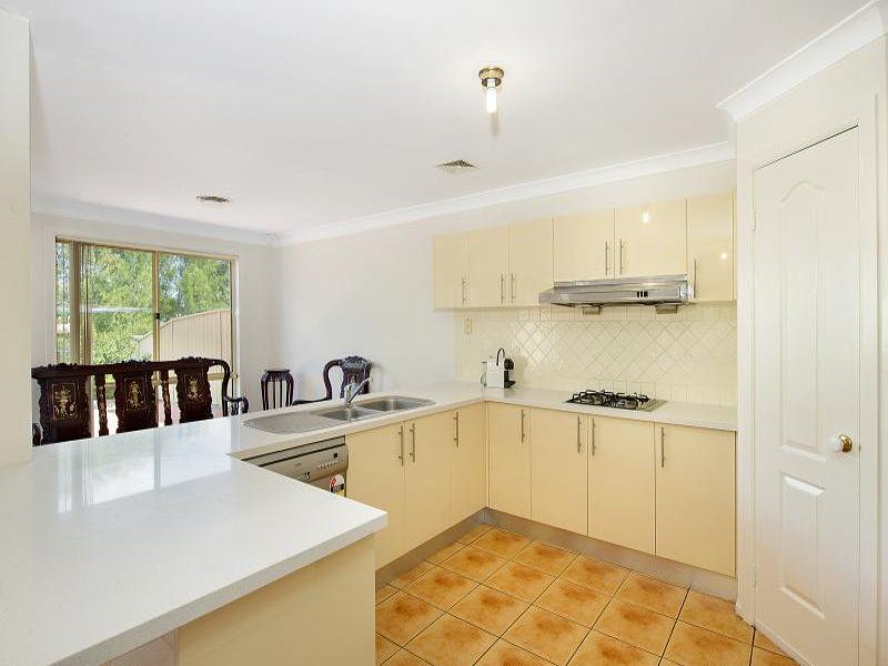 13 Lynton Court, Glenwood