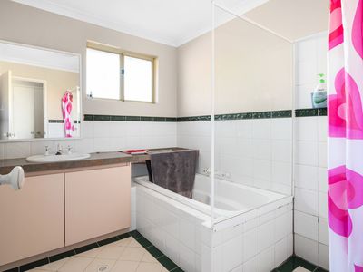 13 / 5 Great Eastern Highway, Somerville