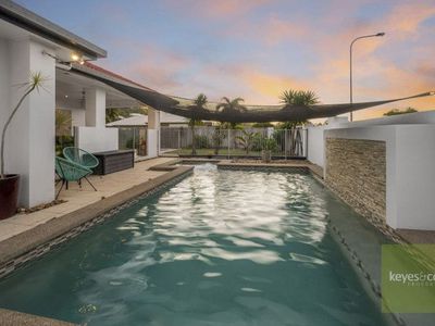 2 Fuji Court, Mount Louisa