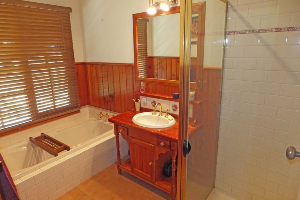 2460 Echuca-Mooroopna Road, St Germains