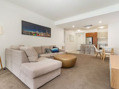 2107 / 184 Grey Street, South Brisbane
