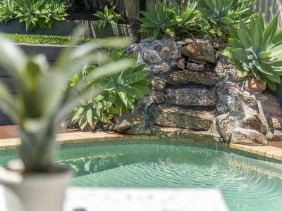27 Captain Cook Close, Arundel