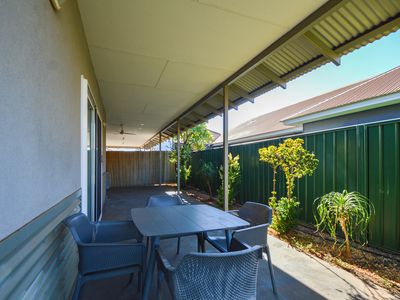8 Snappy Gum Way, South Hedland