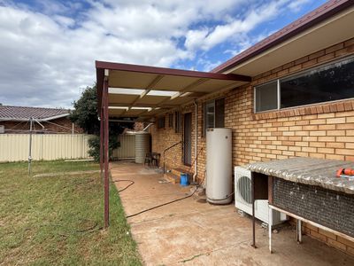 50 Brolgan Road, Parkes