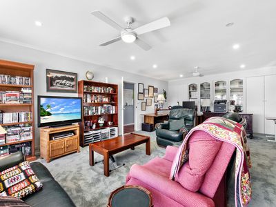 2 Ocean Parade, Dalmeny