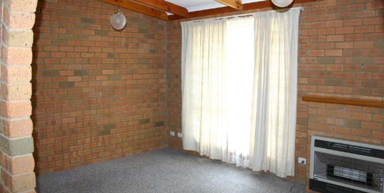 2A Lewis Street, Euroa