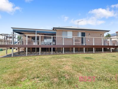 13 McGillan Drive, Kelso