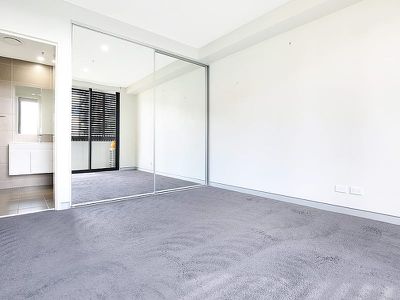 402 / 41 Crown Street, Wollongong