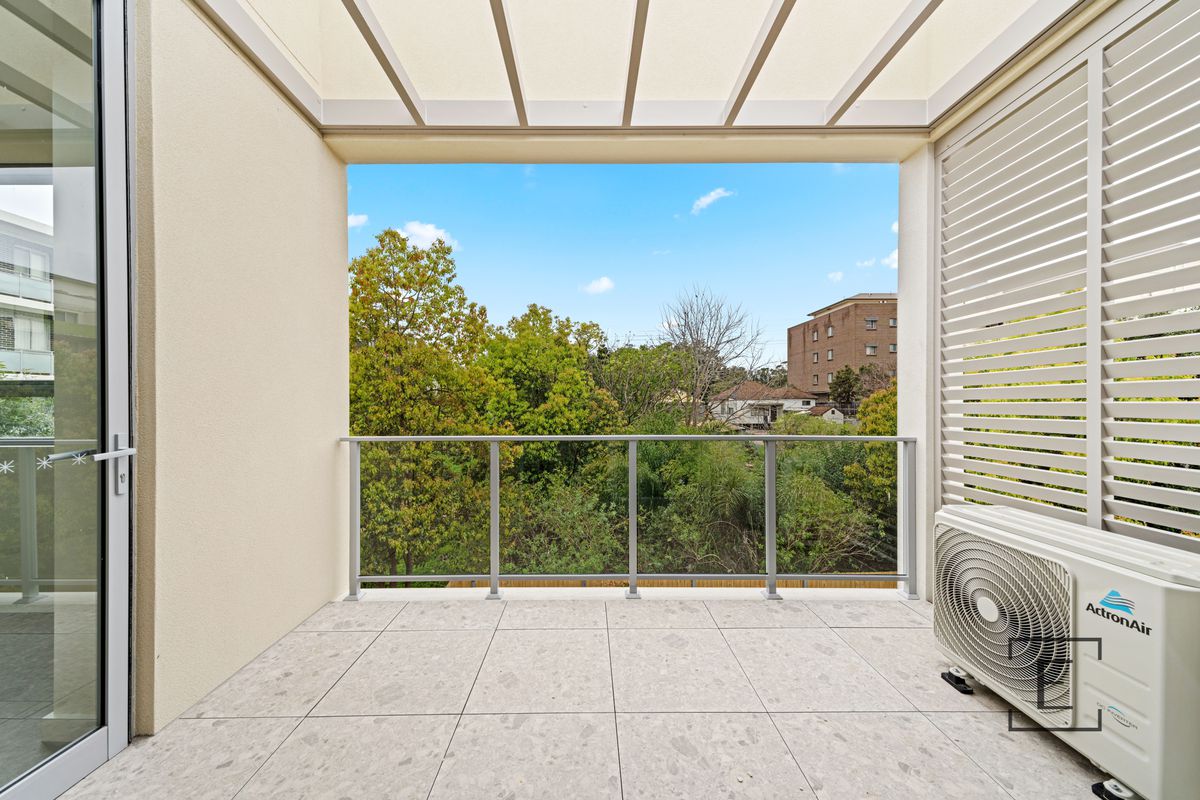 28 Courallie Avenue, Homebush West