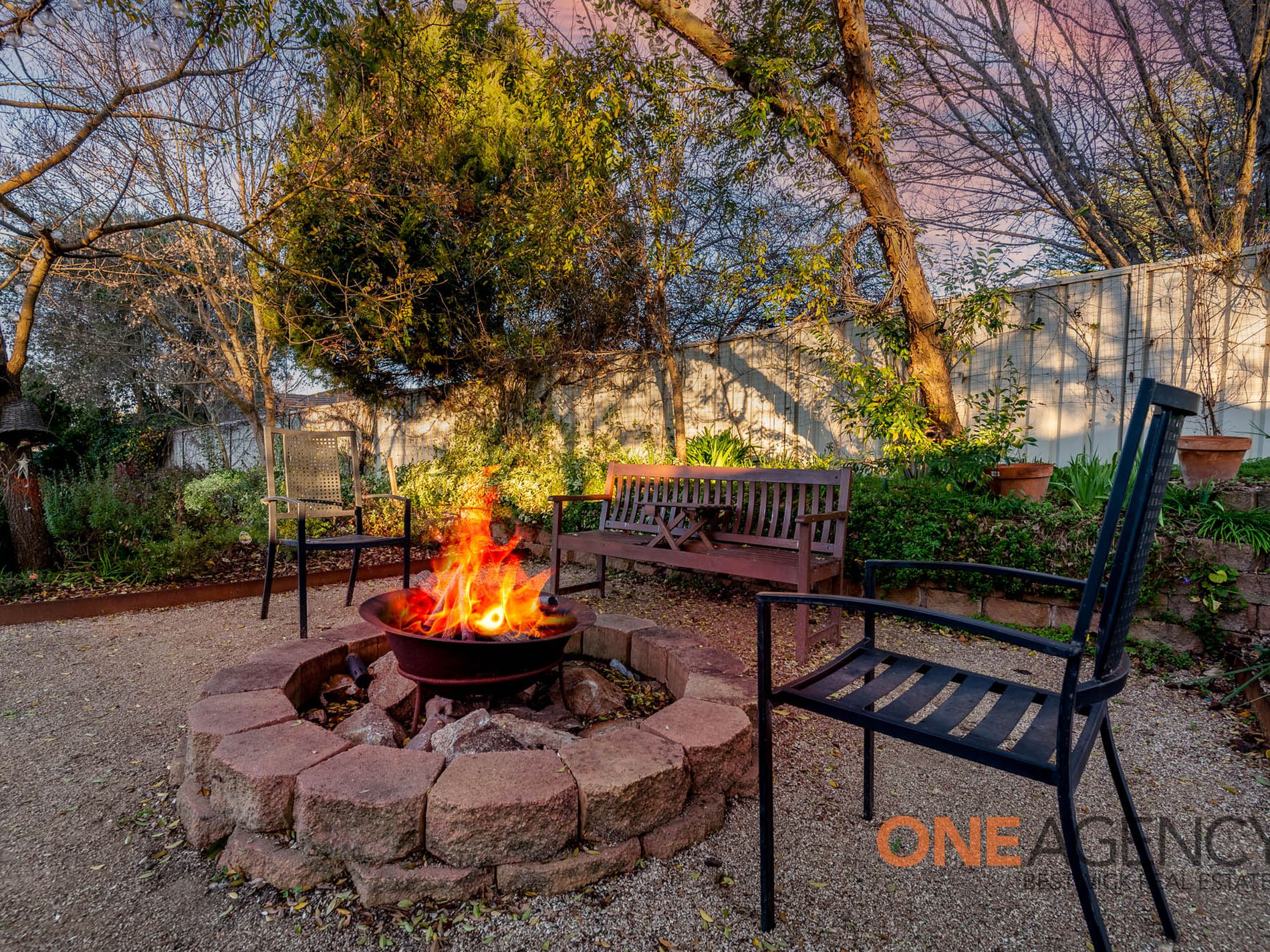 10 Pryce Parade, Abercrombie