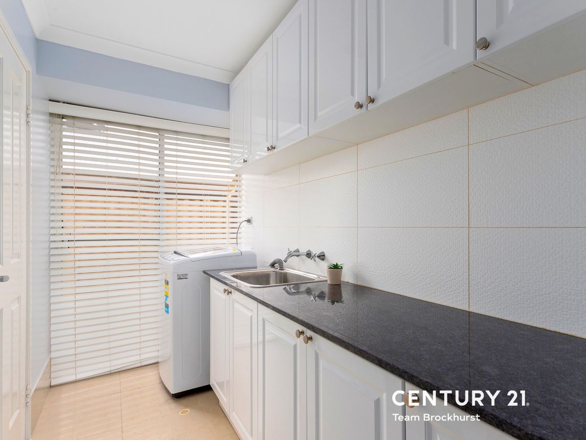 21 Pomera Drive, Byford