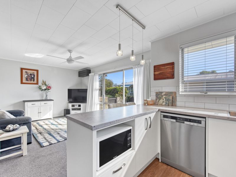 2 / 64b William Street, Richmond