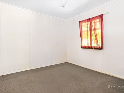 61 Howes Road, Farnborough