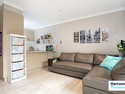4 / 69 Torrens Street, Braddon