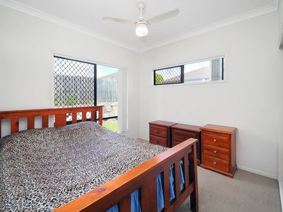 7 Reynolds Close, Redbank Plains