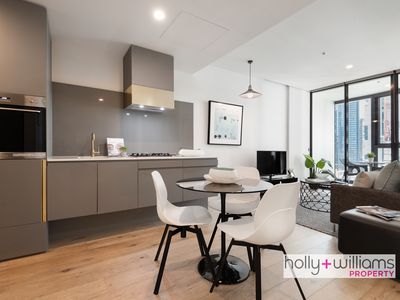 1111-1112 / 105 Clarendon Street, Southbank