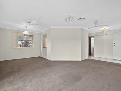 7 Job Place, Arana Hills