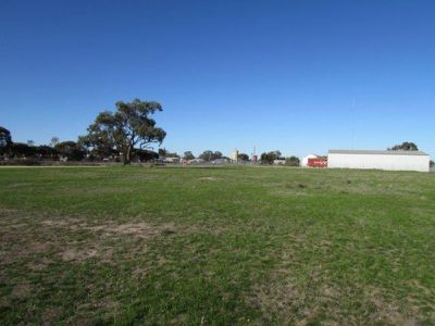 29-32 & 33-36 Ross & Railway Streets, Warracknabeal