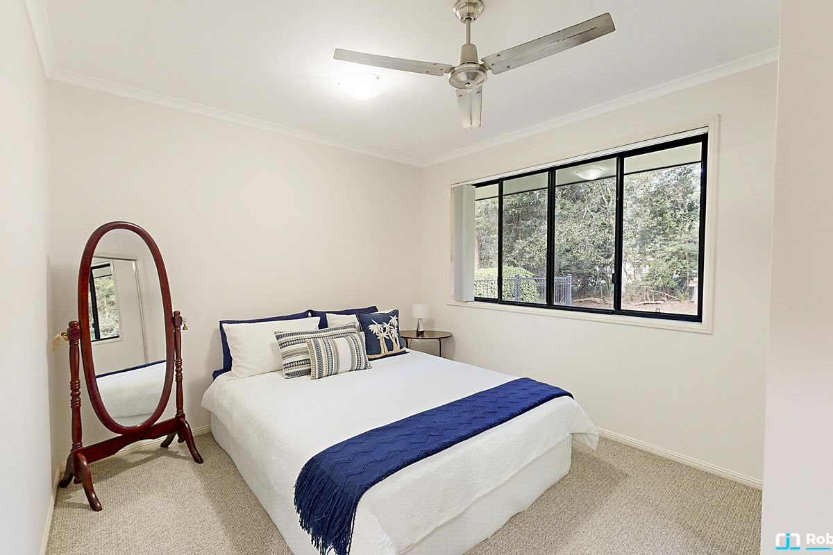 83 Stratford Park Drive, Pomona