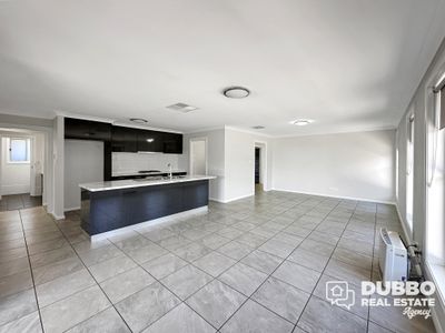 27 Argyle Avenue, Dubbo