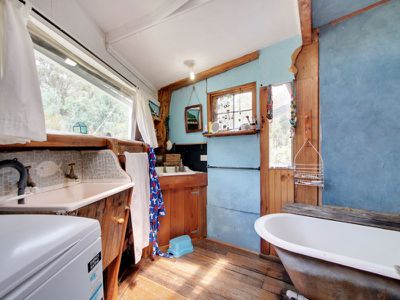 496 Silver Hill Road, Lower Wattle Grove