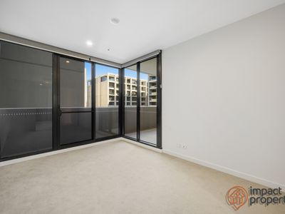 212 / 62 Constitution Avenue, Parkes