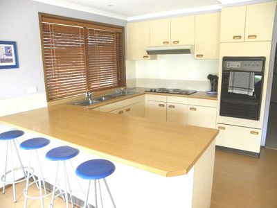 16 Thora St, Sussex Inlet