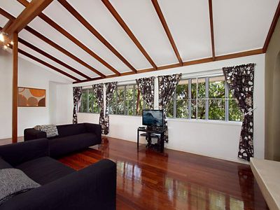 25 Rangeview Street, Rochedale South