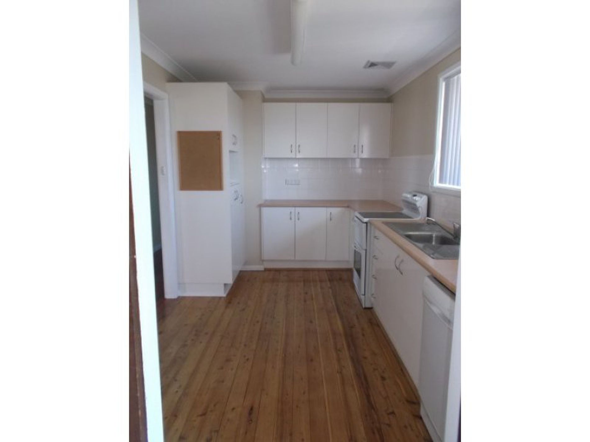 18 Hayes Avenue, Mount Warrigal