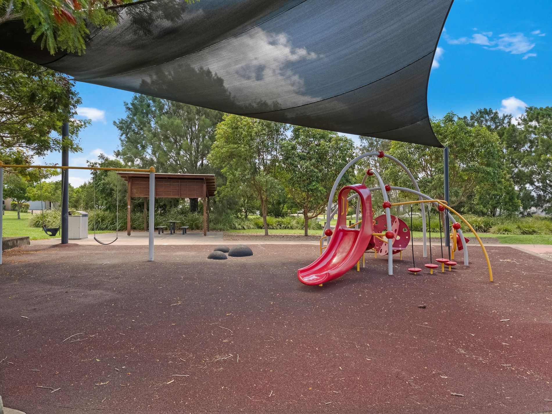 7 Ron Grant Lane, Caboolture South
