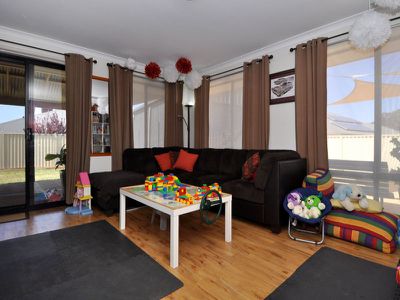 12 Henderson Drive, Kalgoorlie