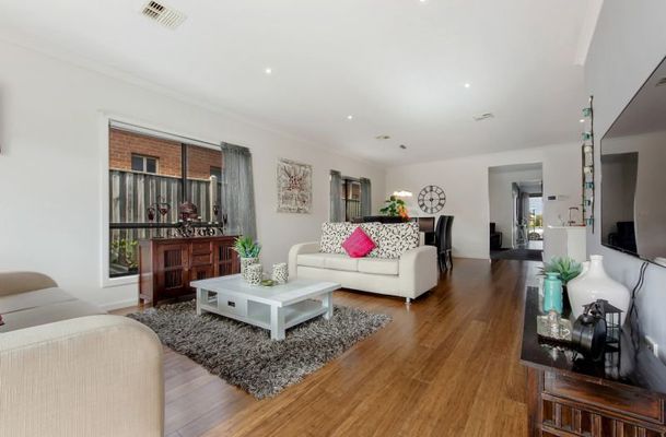 18 Glengarry Place, Craigieburn