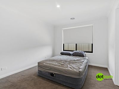 47 Lewis Crescent, Finley