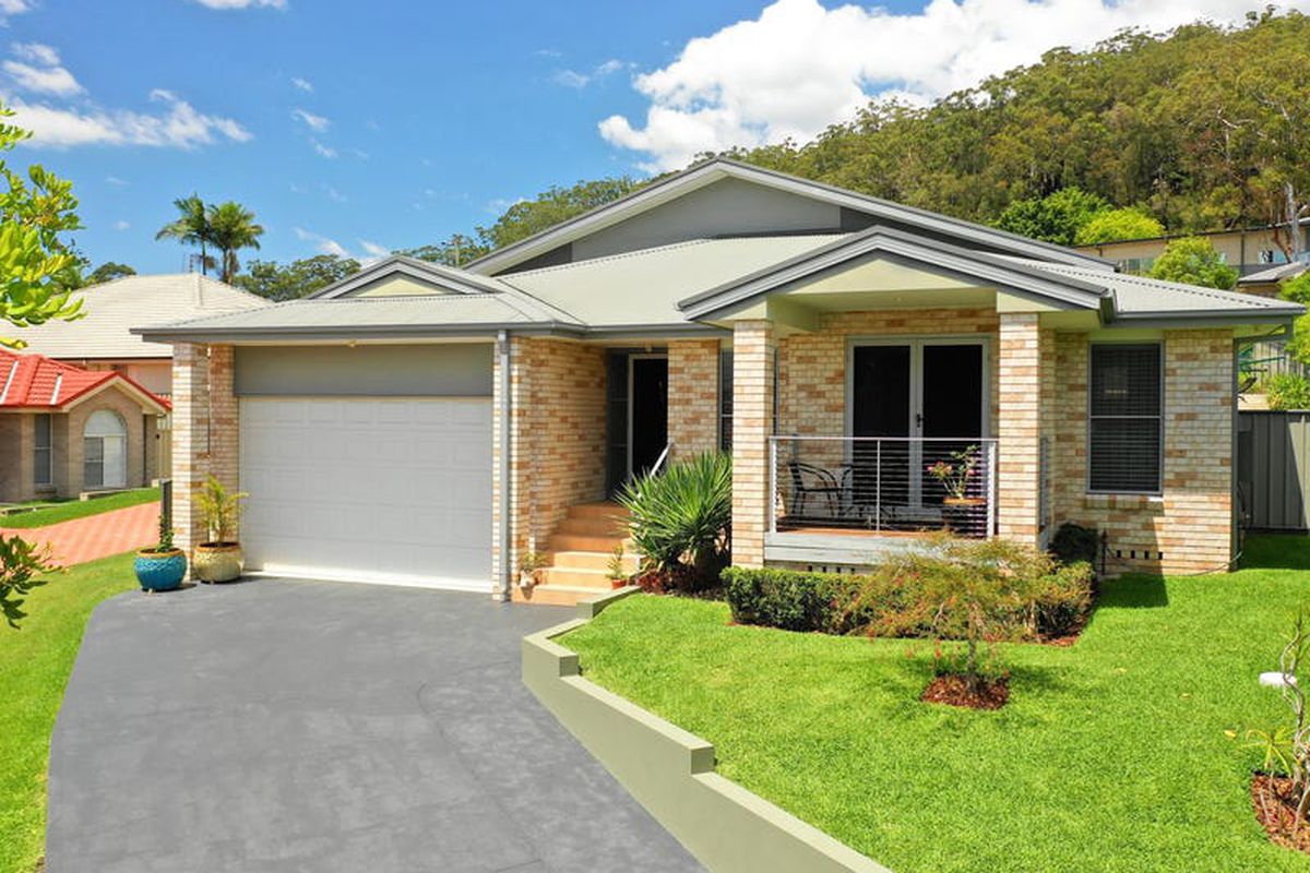 92 Coolawin Circle, Narara