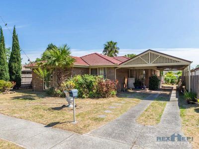 13 Edeys Run, Hampton Park