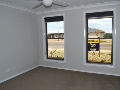 24 Argyle Avenue, Dubbo