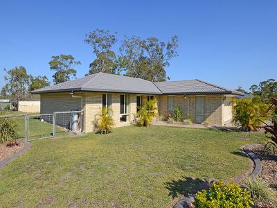 11 SOUTHFORK CCT, Burrum Heads