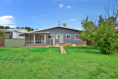 218 Johnston Street, Tamworth