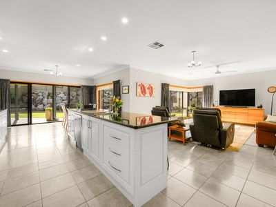 12 Silverbrook Avenue, Mount Gambier