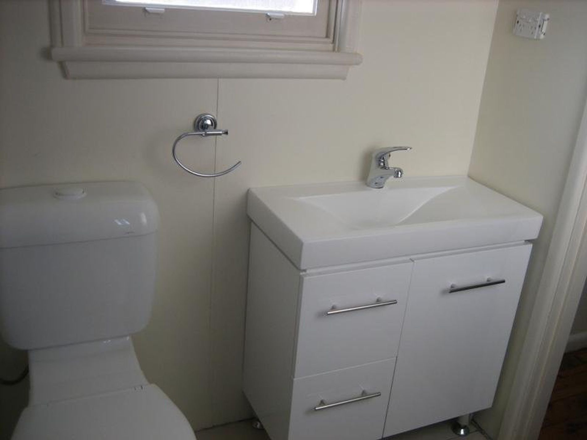 3 / 8 Grafton Street, Figtree