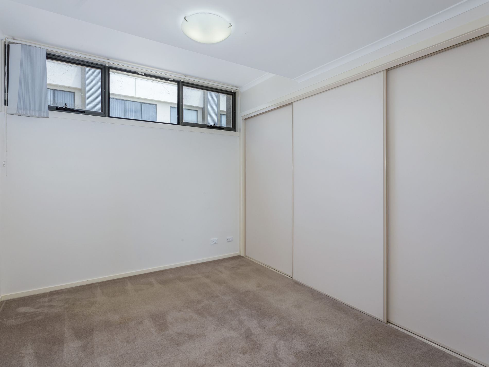 13 / 88 Henderson Road, Crestwood