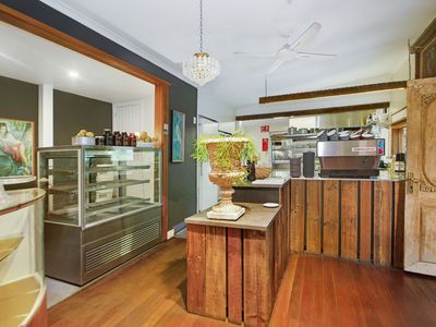 Teakwood Cafe