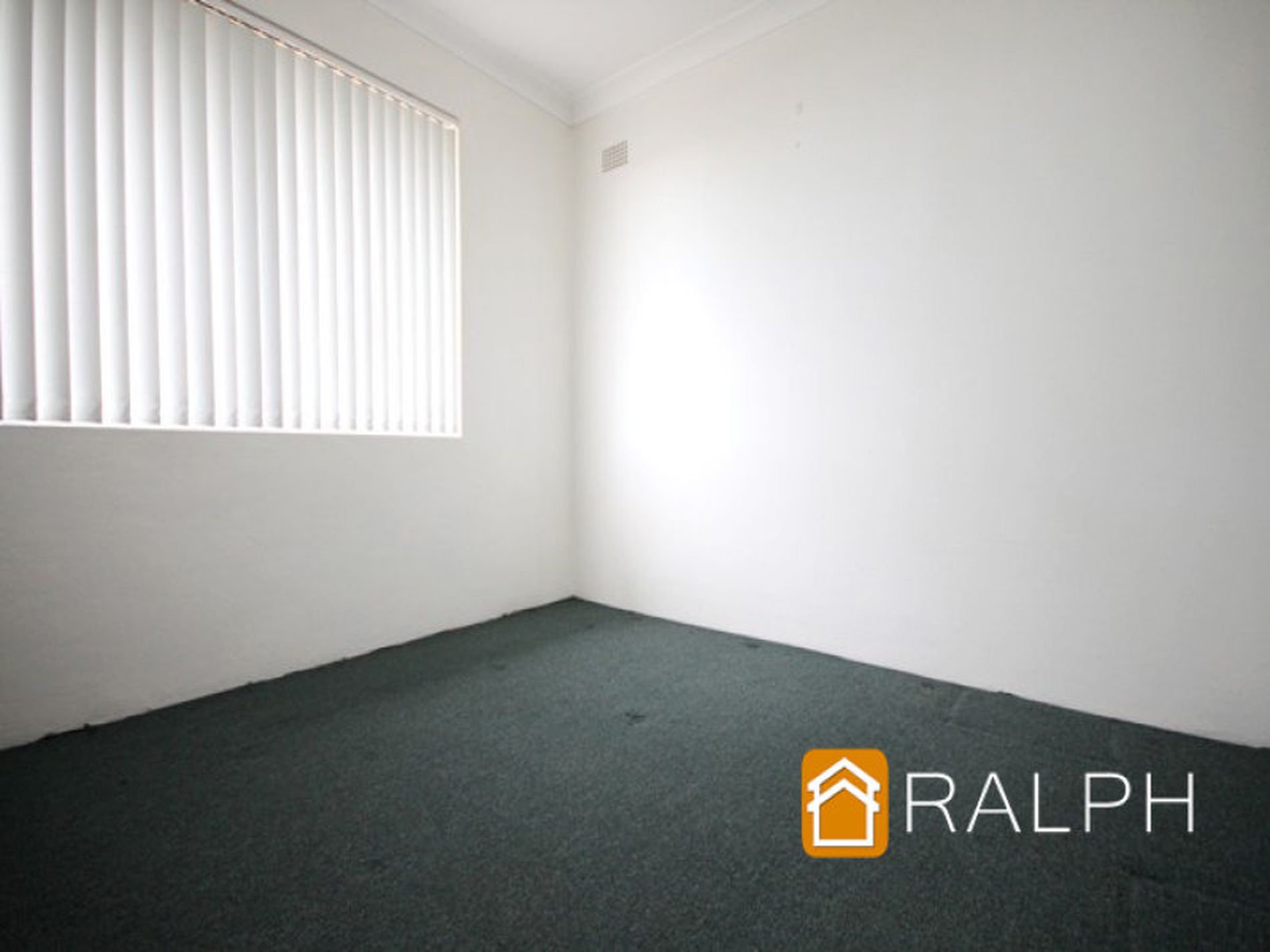 8 / 1 Flora Street, Roselands